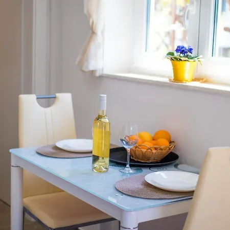 Apartman Mara Krk Town Extérieur photo
